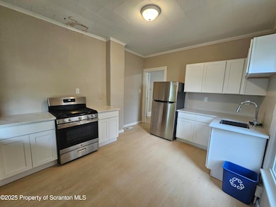 1124 Lafayette St, Scranton, PA 18504 - photo 7