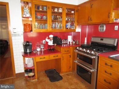 702 S Temple Blvd, Temple, PA 19560 - photo 7