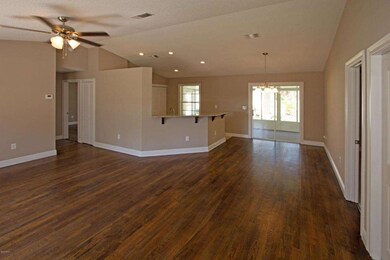002_FamilyDining Room