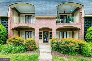 8112 K Colony Point Rd unit 233, Springfield, VA 22152 - photo 3