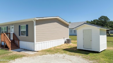 1118 Old Tar Landing Rd, Jacksonville, NC 28540 - photo 5