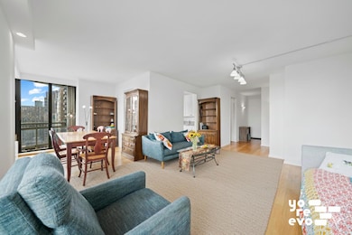 America Apartments unit 2405, New York, NY 10028 - photo 2