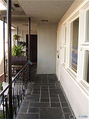 Walk way To Unit