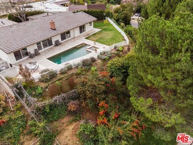 20313 Strelna Place, Woodland Hills, CA 91364 - photo 3