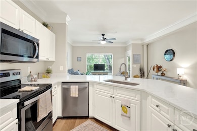 Appliances all convey