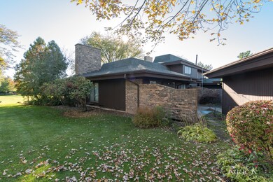 6064 Parview Dr-3