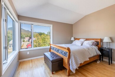 10 School St unit 14, Lincoln, NH 03251 - photo 2