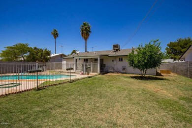 1049 E 10th Ave AZ-24