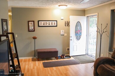 5431 Calvary Cir, Lansing, MI 48911 - photo 3