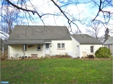 15 Vincent Rd, Phoenixville, PA 19460 - photo 2