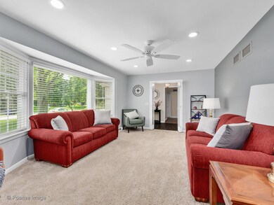 1157 Chillem Dr, Batavia, IL 60510 - photo 3