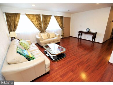 16 Hawthorne Rd, Kendall Park, NJ 08824 - photo 6