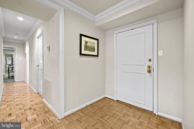 4990 Sentinel Dr, Bethesda, MD 20816 - photo 3