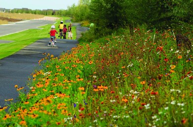 Walk & Bike Path at Huntsman Springs