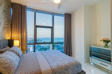 Paramount at Miami Worldcenter unit 2811, Miami, FL 33132 - photo 3