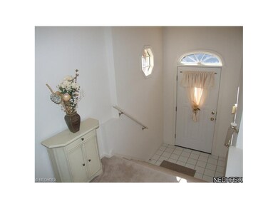 FOYER SUTTON