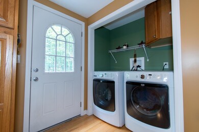 349A Washer and Exit to deck