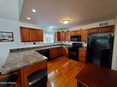 170 Heritage Dr, Lackawaxen, PA 18435 - photo 7