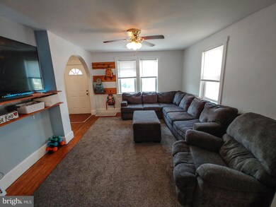 363 Lortz Ave, Chambersburg, PA 17201 - photo 4