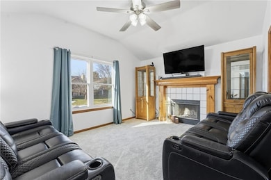 918 SE Kingscross Rd, Blue Springs, MO 64014 - photo 4