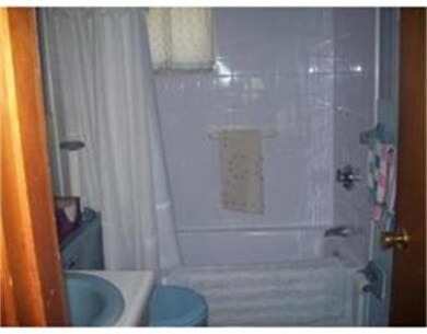 18 Kingwood St, Wareham, MA 02571 - photo 6