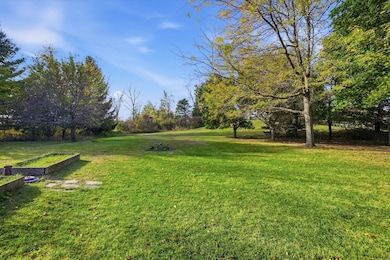 6837 Reuter Ln, West Bend, WI 53090 - photo 6