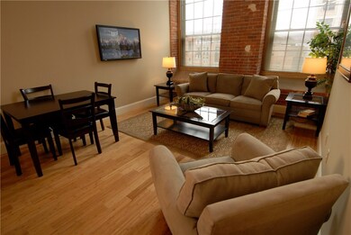 12 Eagle St unit 210, Providence, RI 02908 - photo 4