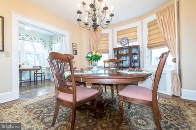 4105 Roland Ave, Baltimore, MD 21211 - photo 5