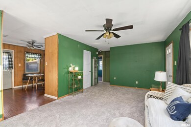 7105 N Pine St, Davenport, IA 52806 - photo 3