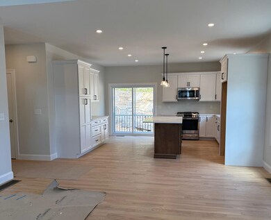 10 Mid Trail Crossing Ln, Windham, NH 03087 - photo 3