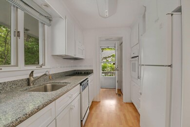 4-web-or-mls-59-angus-way