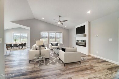 4142 Emma Pkwy, Lima, OH 45806 - photo 5