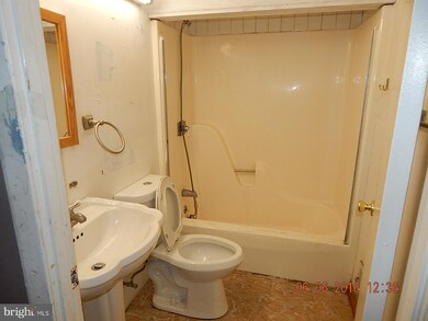 305 Sacred Heart Ln, Reisterstown, MD 21136 - photo 7