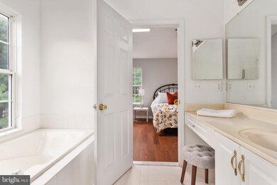 1468 Falcon Nest Ct, Arnold, MD 21012 - photo 5