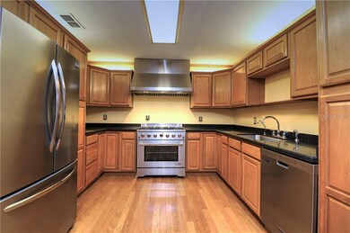 and then into awesome kitchen!!