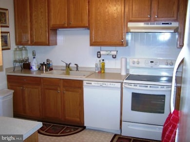 21293 Scarborough Dr, Lexington Park, MD 20653 - photo 6