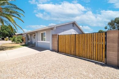 RV Gate