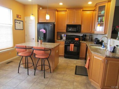 5219 Spring Ridge Dr E, Macungie, PA 18062 - photo 6