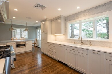 10 Warwick Terrace, Marblehead, MA 01945 - photo 7
