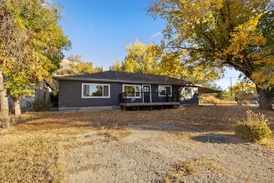 703 6th St N, Havre, MT 59501 - photo 2