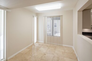 Flex Space/Den/Office