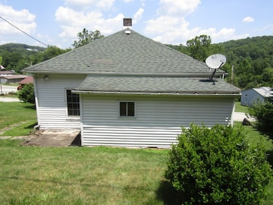 6 Browarsky Blvd, Avella, PA 15312 - photo 4