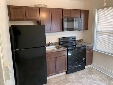 139 N 10th St unit 1, Allentown, PA 18102 - photo 2