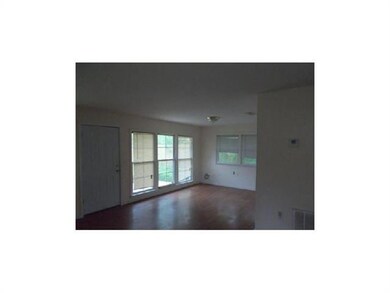 4951 Feliciana Dr, New Orleans, LA 70126 - photo 2