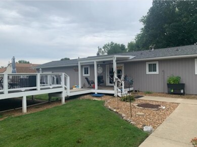 206 Willow Dr, Collinsville, IL 62234 - photo 4