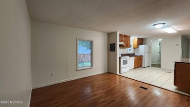 1007 10th St, Midway Park, NC 28544 - photo 4