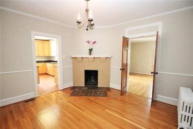 Muted, low-sheen finish on the hardwoods, tons of decorating potential here