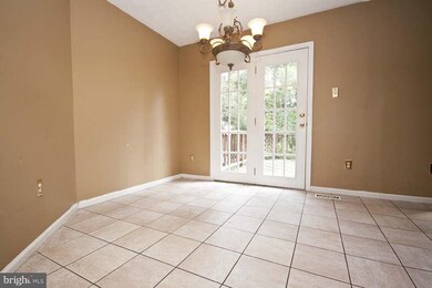 407 Woodhill Dr, Owings Mills, MD 21117 - photo 6