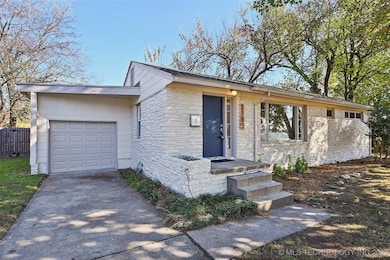 3185 E 26th St, Tulsa, OK 74114 - photo 2