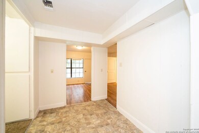 6950 Lark Haven Ln unit 2, San Antonio, TX 78263 - photo 5